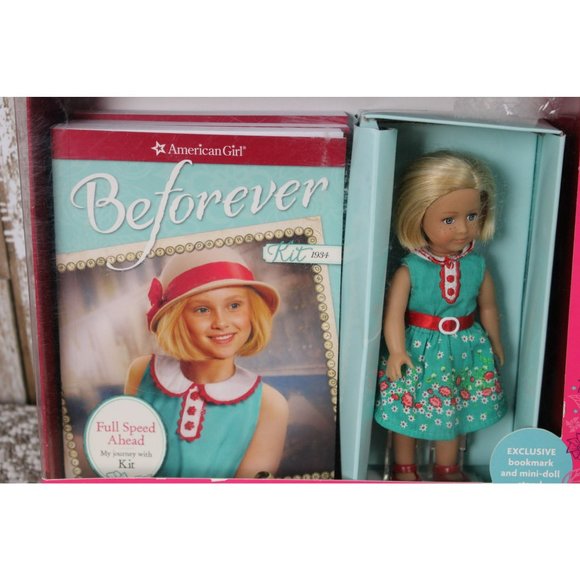 American Girl Doll Kit Kittredge's 3-Book Collect + Doll + Stand - In Original B - Picture 1 of 8
